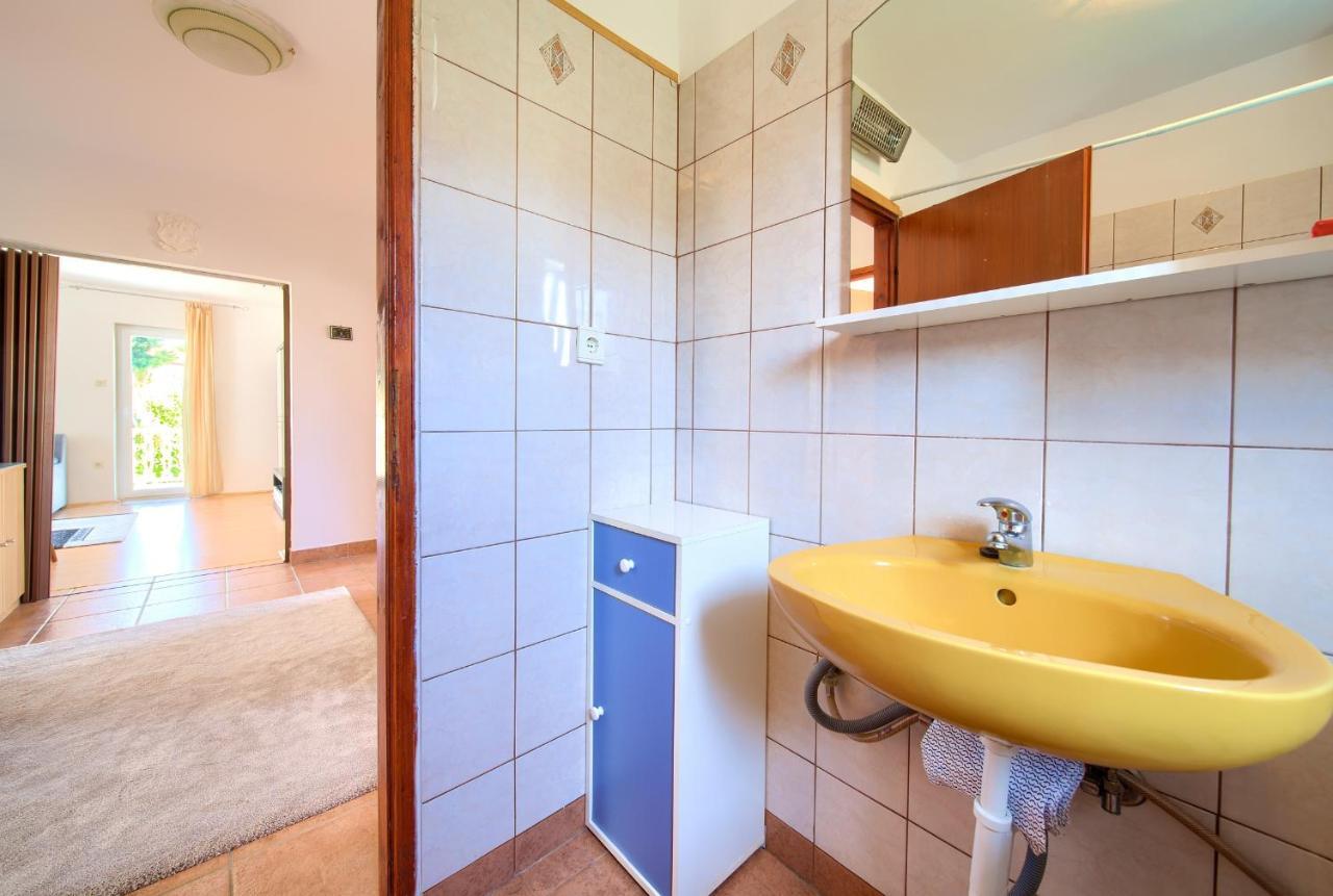 Apartment Drazana Krk Island Esterno foto
